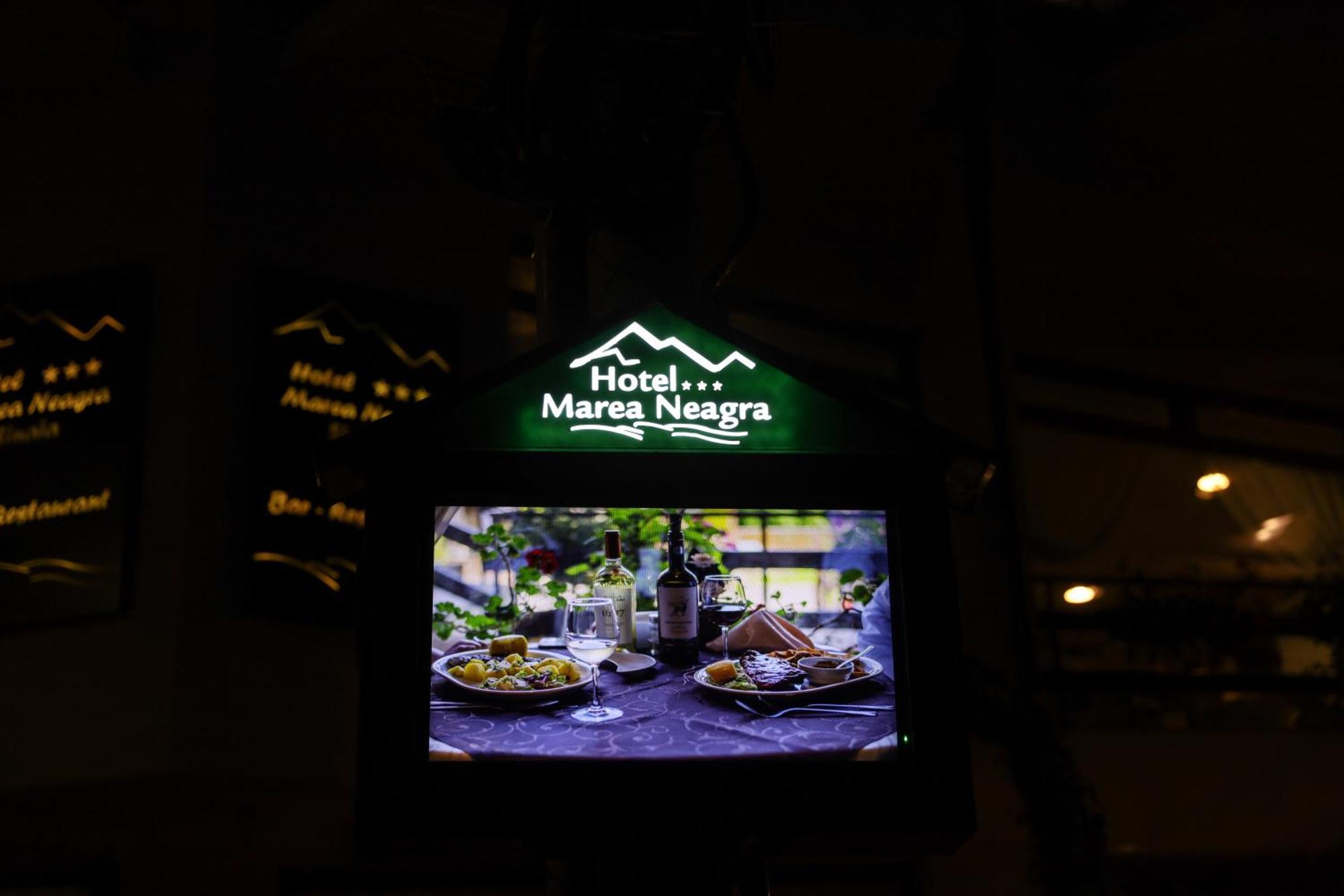 Hotel Marea Neagra Sinaia Exteriör bild